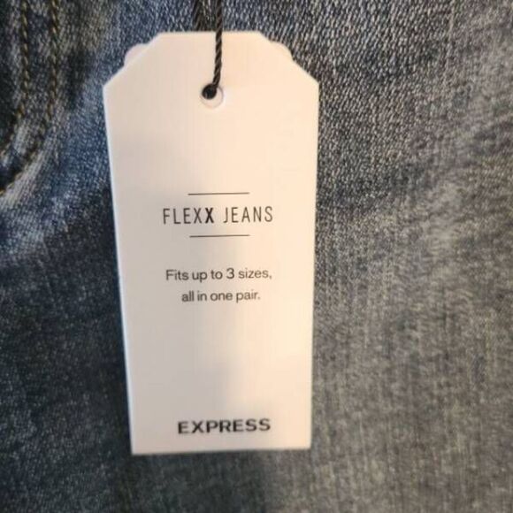 NWT EXPRESS High Rise Raw Hem Flexx Straight Ankle Jeans Women's S Short - Picture 2 of 11